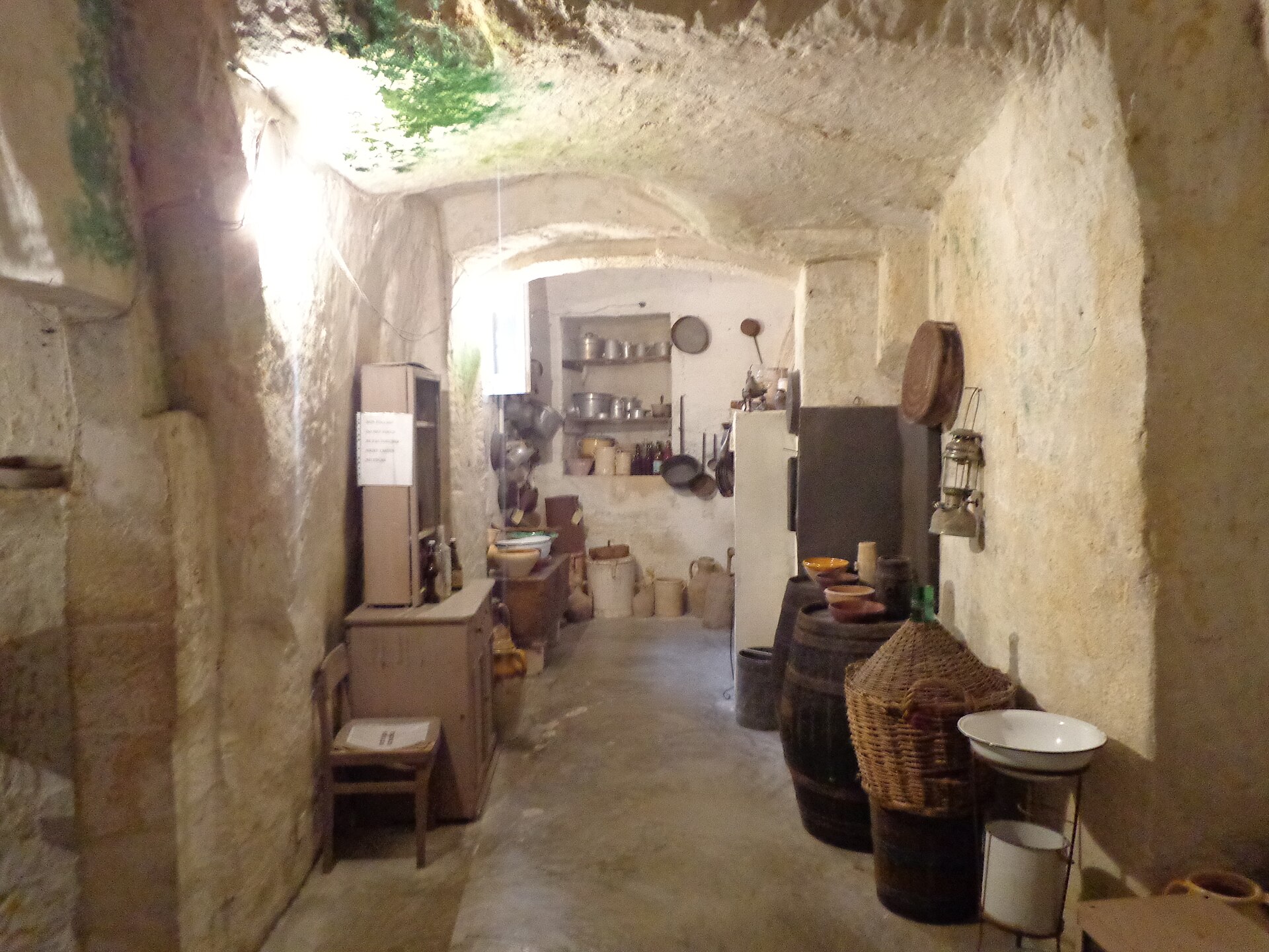 Una casa grotta scavata nel tufo dei Sassi di Matera